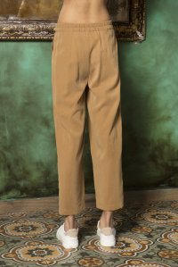 Pleated pants camel