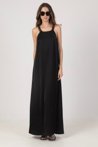Σατέν μάξι φόρεμα με παρτούς ώμους και χειροποίητες πλεκτές λεπτομέρειες black