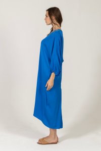 Satin caftan dress with knitted details royal blue
