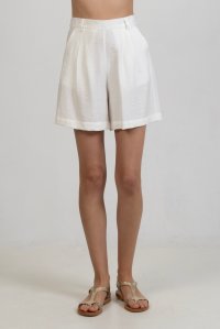 Basic sorts with knitted details ivory