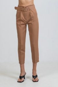 Pants with belt camel