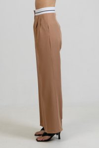 Pants with turned waist camel