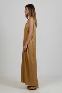 Satin maxi sleeveless dress with handmade knitted details gold