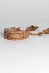 Cotton lurex bracelet with handmade details warm sand