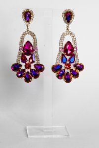 Earrings violet