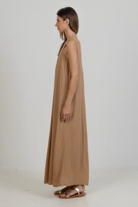 Crepe marocaine maxi dress with knitted details camel