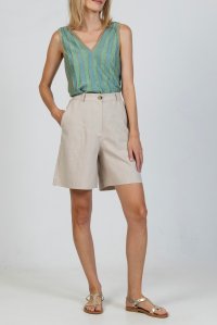 Linen shorts sand