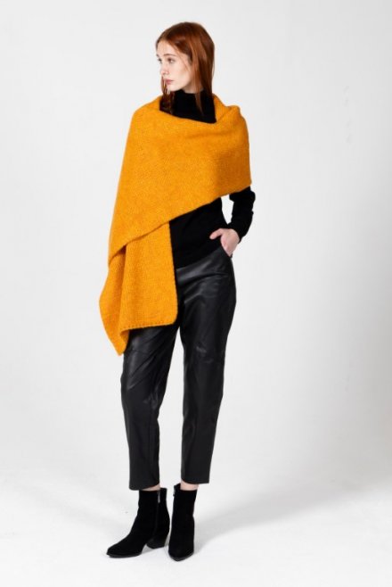 Mohair-lurex blend wrap orange