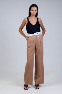 Pants with turned waist camel