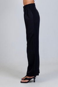 Straight pleated pants black