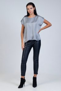 Satin short sleeved blouse with knitted details grey