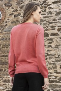 Wool blend basic sweater camelia rose