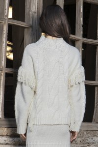 Chunky knit fringed sweater ivory