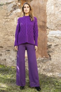 Chunky knit sweater violet