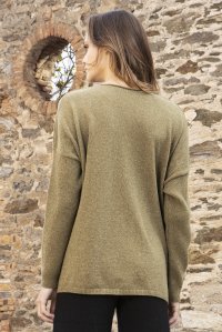 Wool v-neck  sweater sage leaf