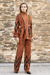 Viscose-lurex cardigan amber brown-black