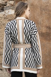 Jacquard cardigan ivory-black-camel