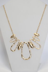 Necklace gold