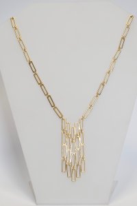 Necklace gold