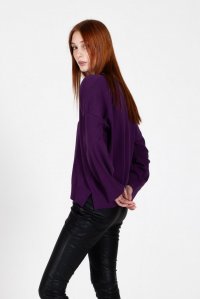 Viscose blend  v-neck sweater violet