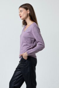 Wool blend v-neck sweater violet