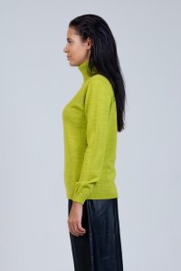 Wool blend turtleneck sweater lime