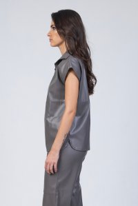 Faux leather zipped gillete taupe