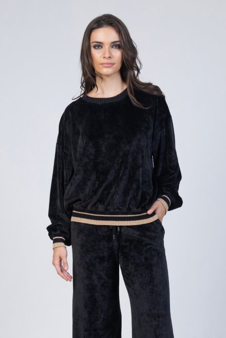 Velvet sweater with knitted details black