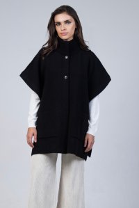 Knitted poncho black