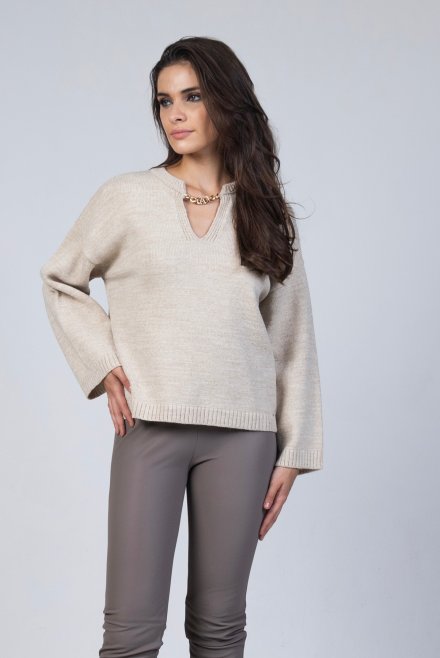 Chain embellished sweater beige