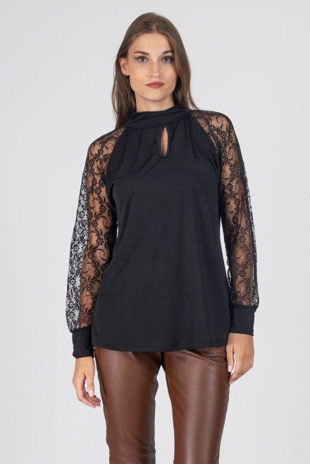 Blouse with tulle sleeve black