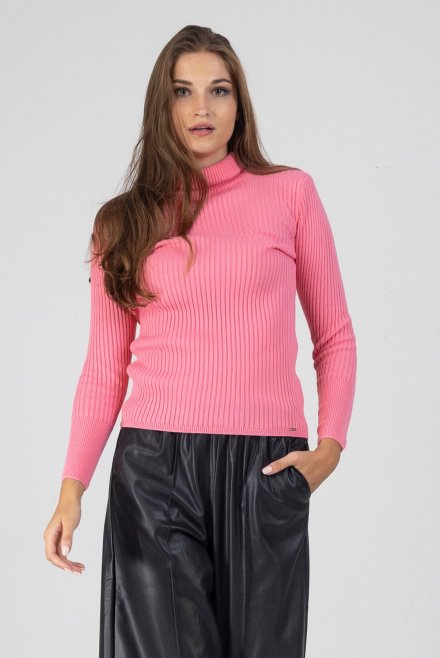 Turtleneck sweater pink